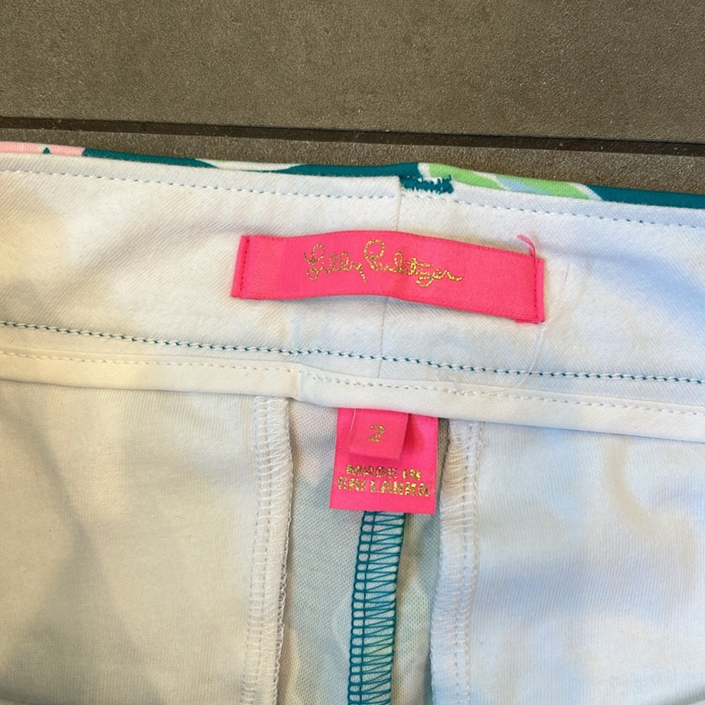 Lilly Pulitzer Callahan Mid Rise Shorts - Picture 8 of 10